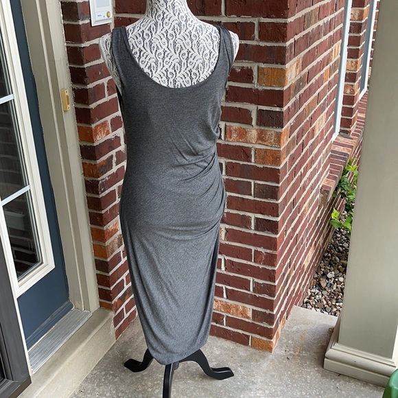 Dress - Picture 5 of 8